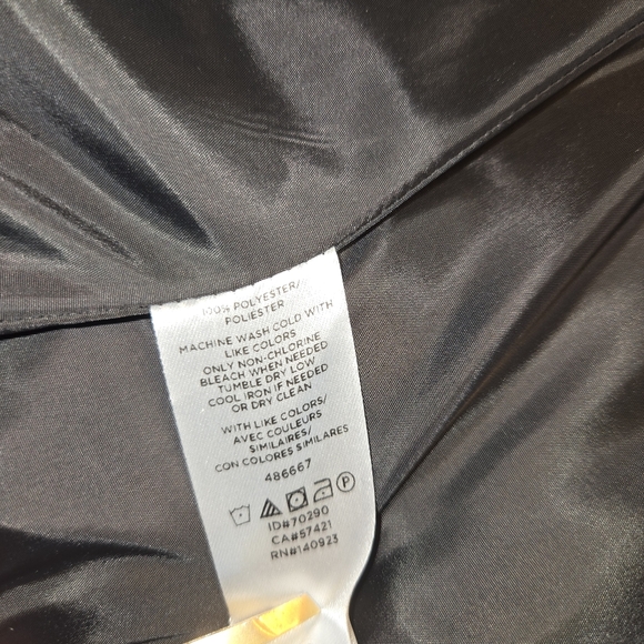 Loft Outlet Quilted Vest With Roses - Picture 8 of 8